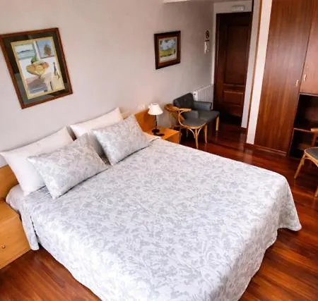 Lucerna Hotel *
